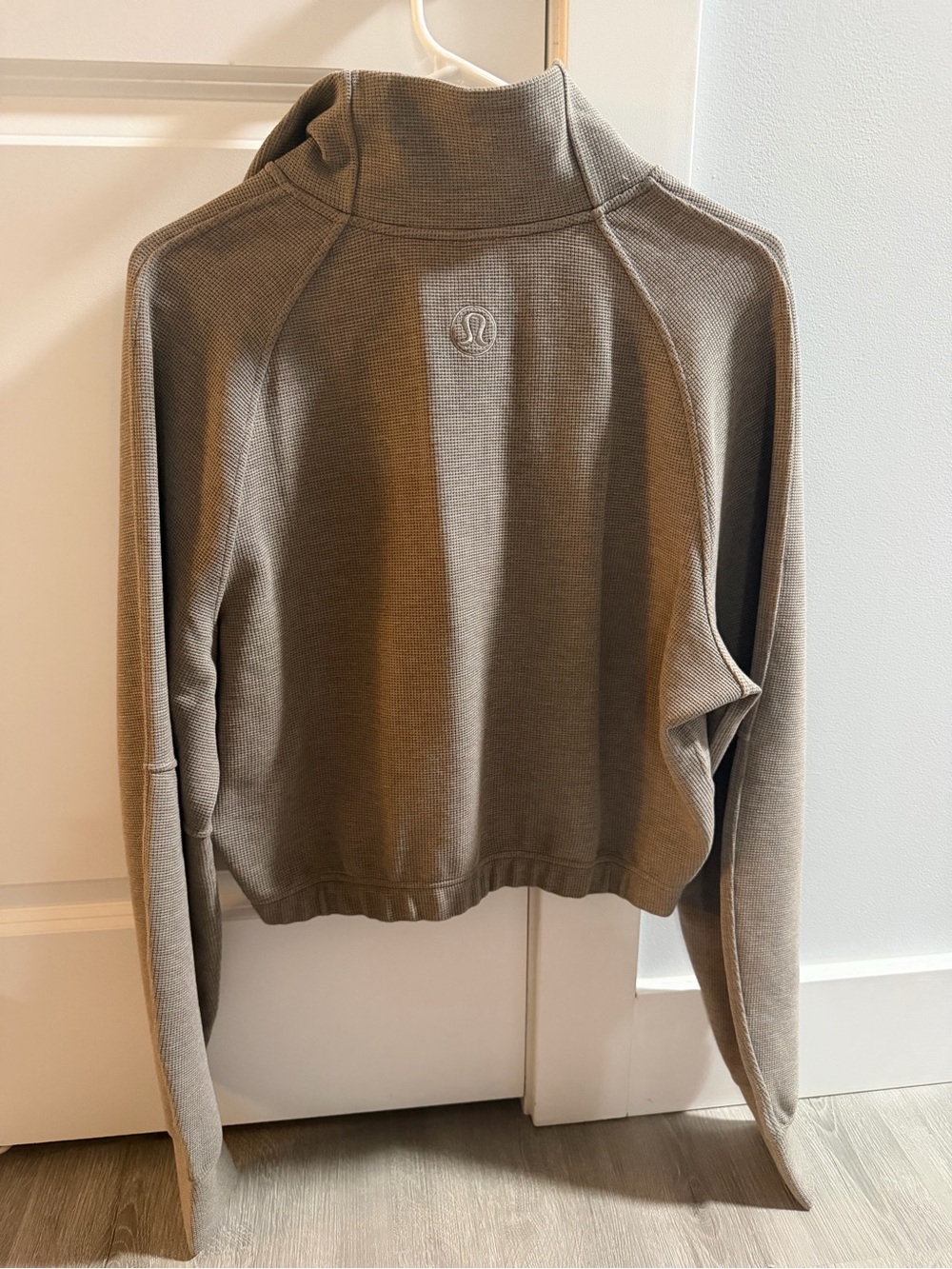 Lululemon scuba waffle crop - Picture 2 of 5